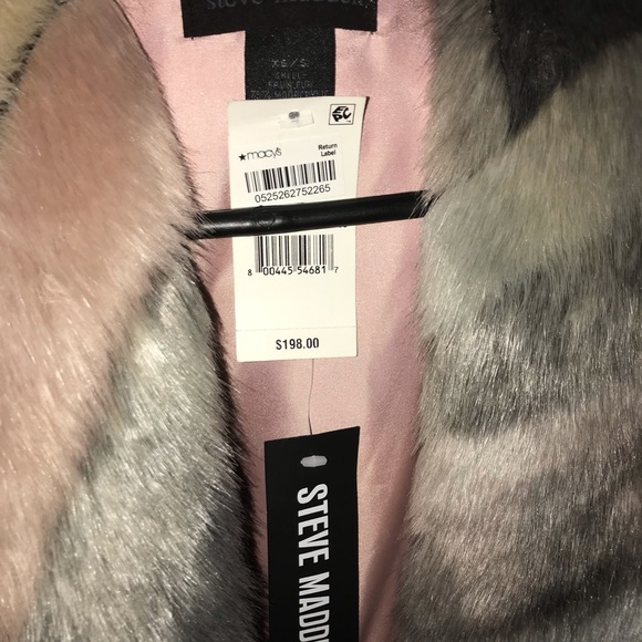 Steve Madden Faux Fur Vest - Picture 2 of 4